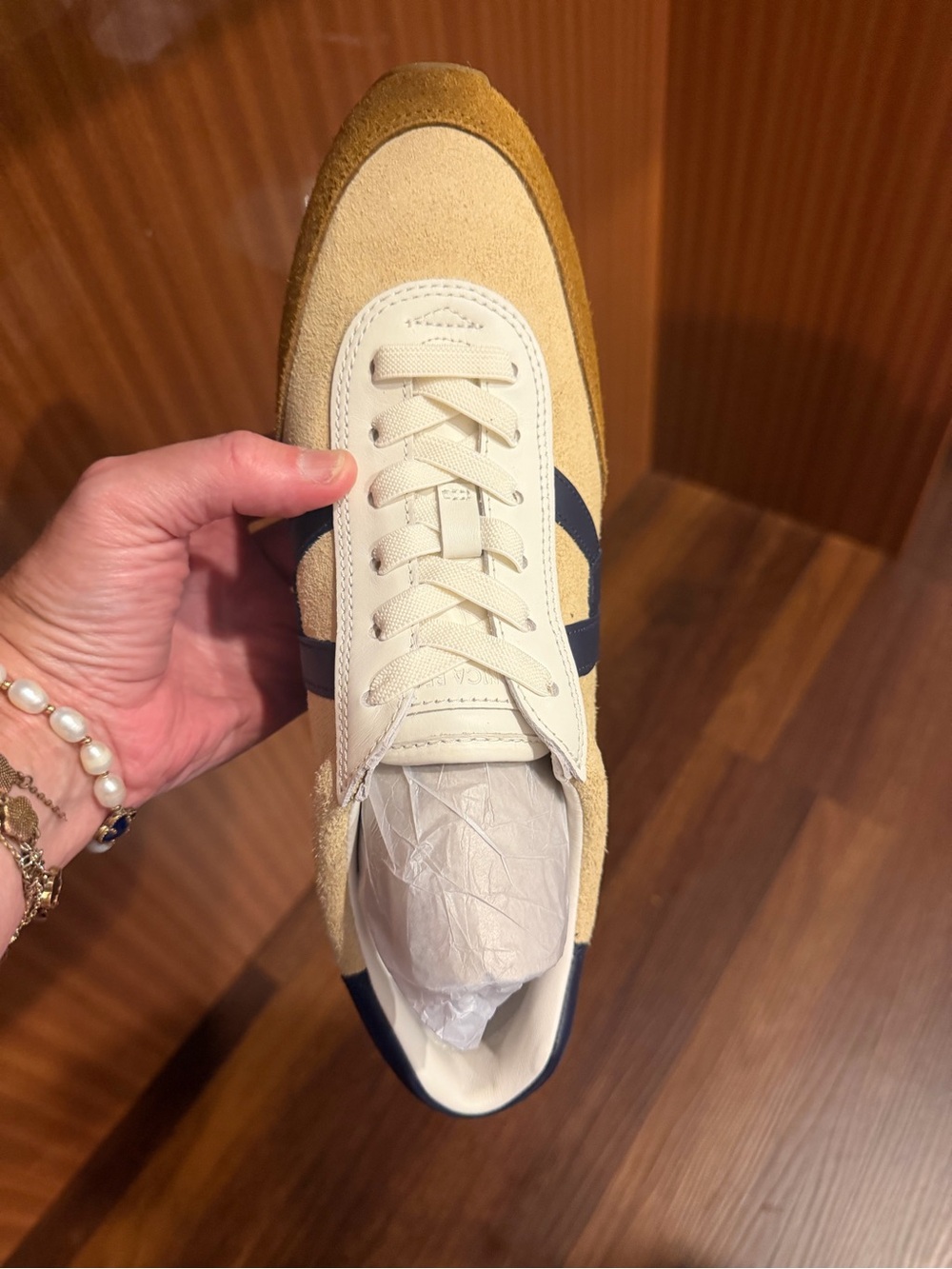 Veronica Beard Penrose Sneakers 9.5 NEW Sand Hazel Navy Suede Retro Trainer NIB - Picture 6 of 7